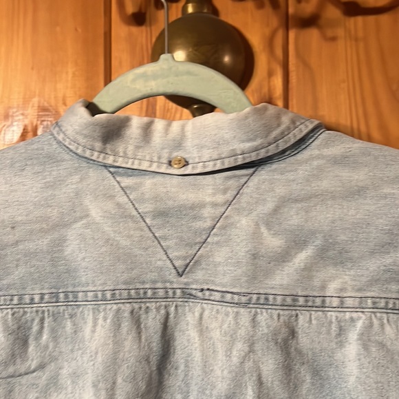 Tommy Hilfiger Light Wash Denim Jacket with Embroidery | Size: Large - Picture 6 of 7